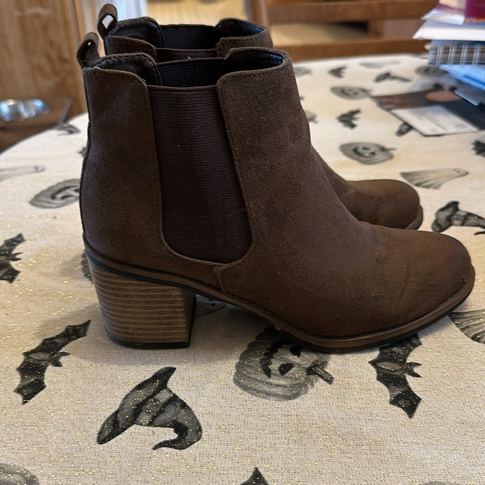 Booties-like new